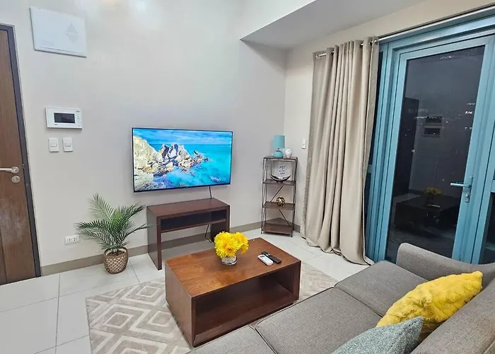 Apartamento One Uptown Executive 2 Bedroom, With Balcony, Washer & Netflix