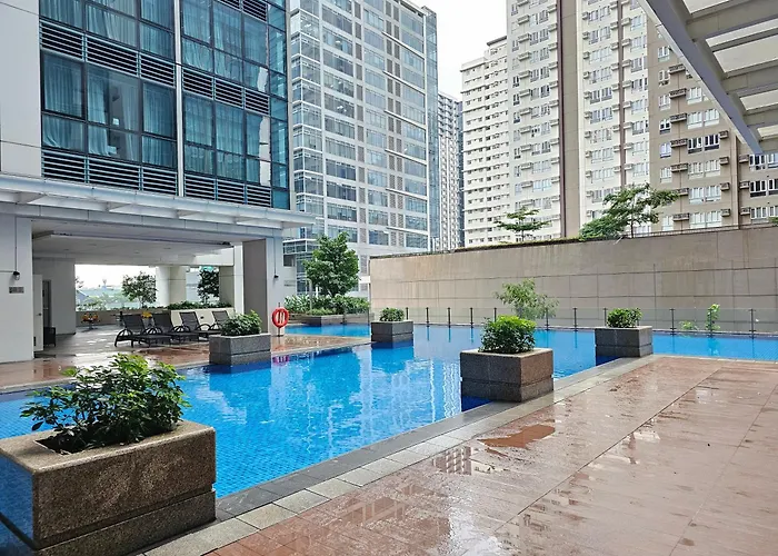Apartamento One Uptown Executive 2 Bedroom, With Balcony, Washer & Netflix Manila